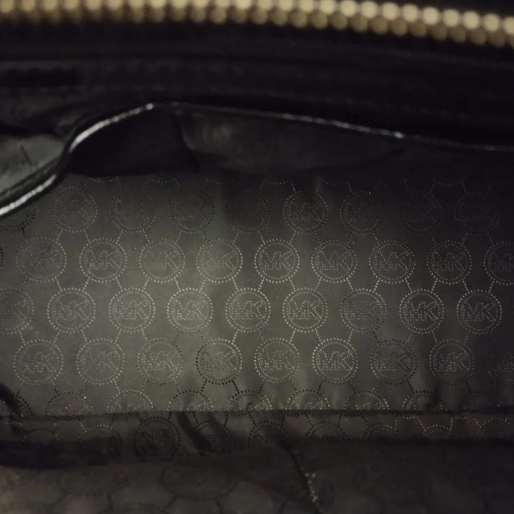 Michael Kors Selma Satchel Patent Leather Black Crossbody Bag - Picture 11 of 12